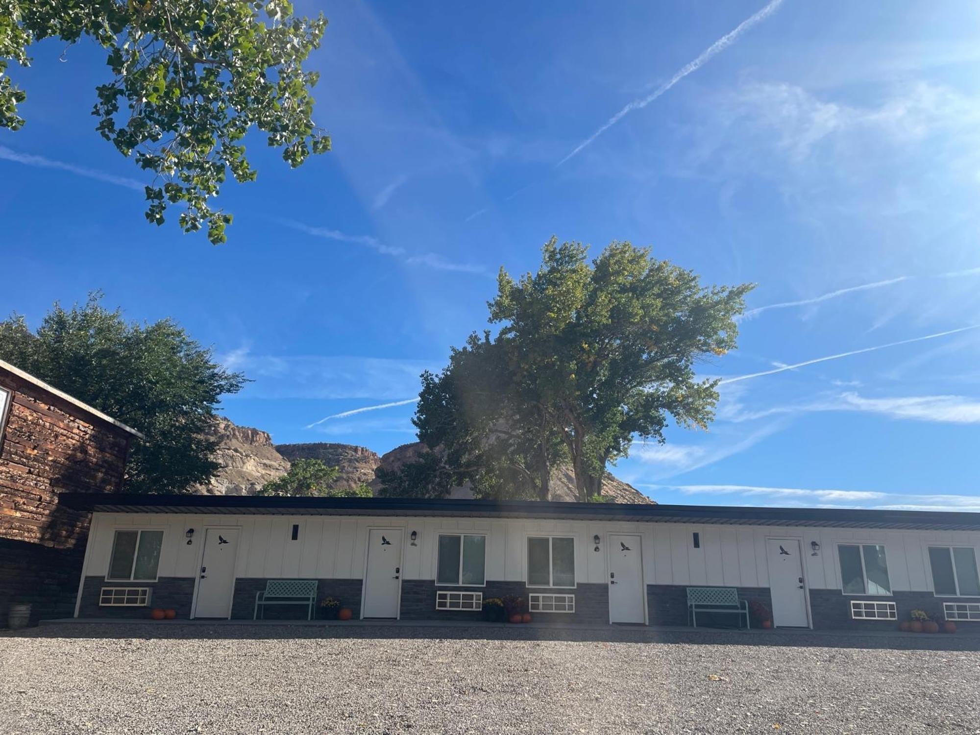 The Homestead Palisade Exterior photo